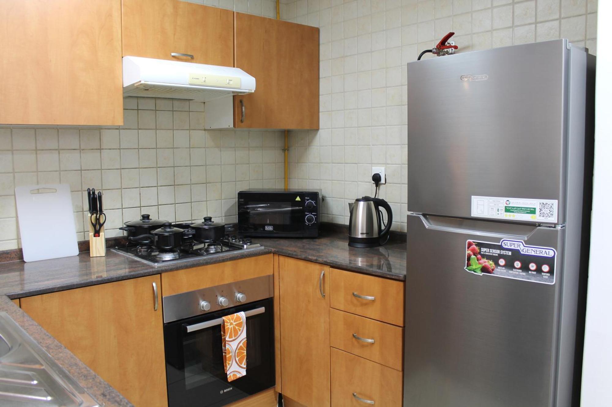 Bright And Beautiful One Bedroom Close To Metro And Apartment