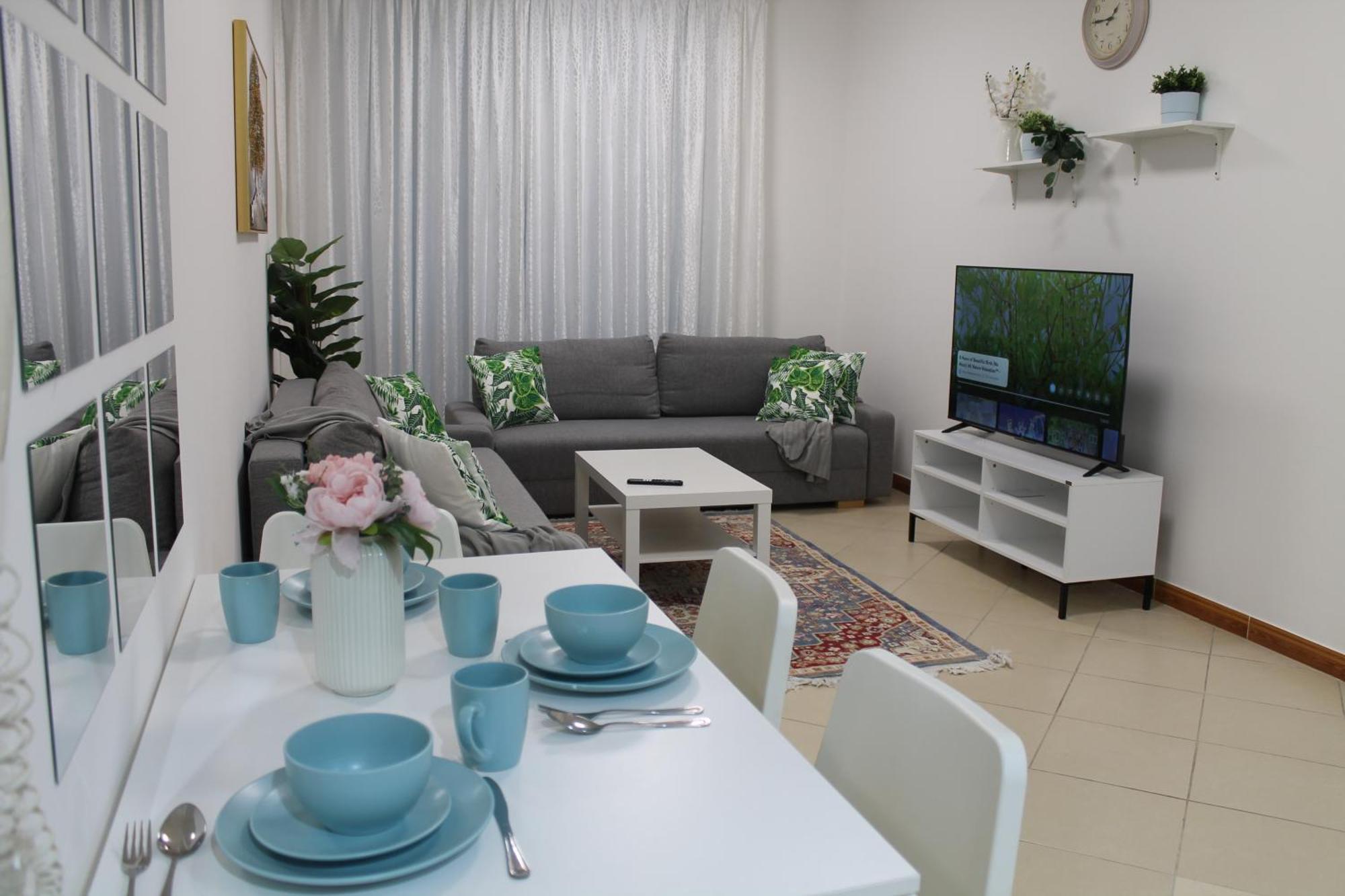 Apartment Bright And Beautiful One Bedroom Close To Metro And *