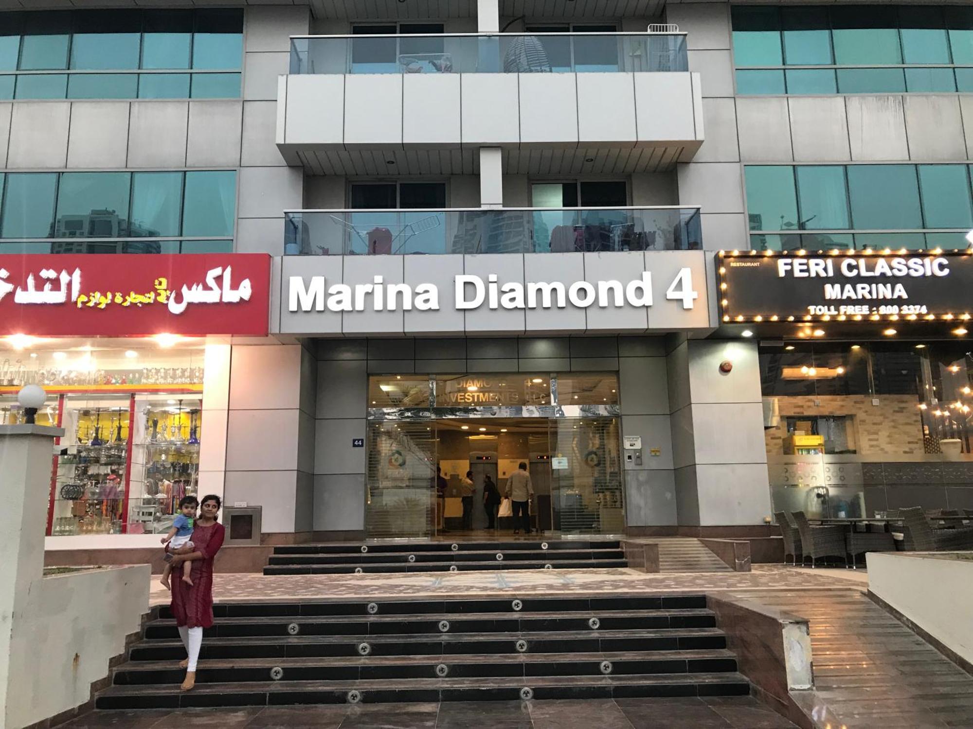 Bright And Beautiful One Bedroom Close To Metro And *